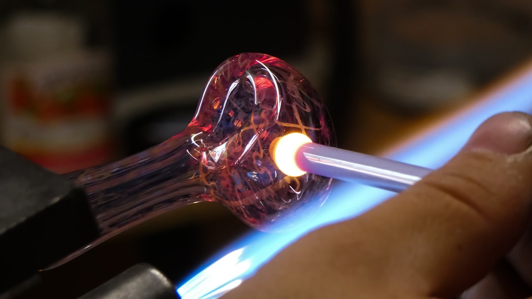 Mastering the First Impression: Your intriguing post title goes here Glassblowing / lampworking making a borosilicate pipe